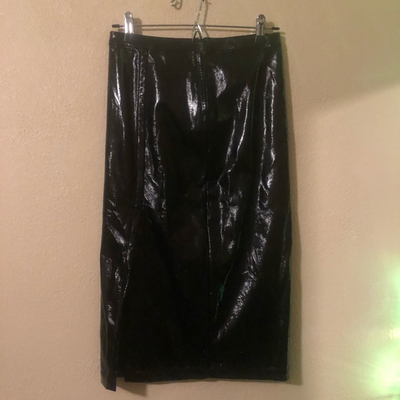 faux leather high-slit midi skirt - Picture 2 of 4